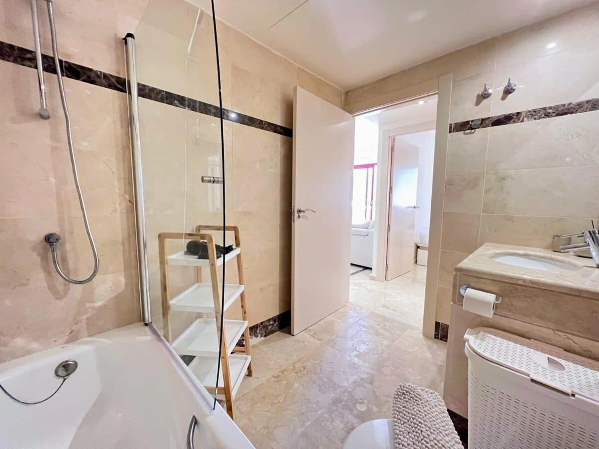 Modern 2 Bedroom Beachside Apartment Nr72 Los Alcázares Екстериор снимка