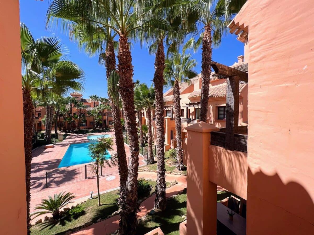 Modern 2 Bedroom Beachside Apartment Nr72 Los Alcázares Екстериор снимка